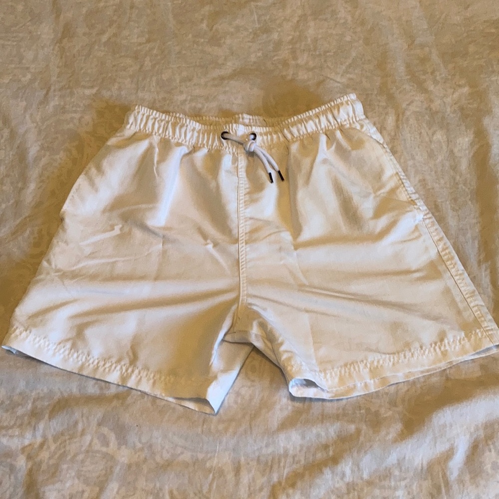 White shorts Sz Small (S) Need shorts for tennis?